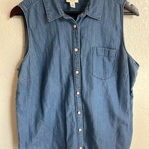 St. John's Bay Light Blue Denim Shirt